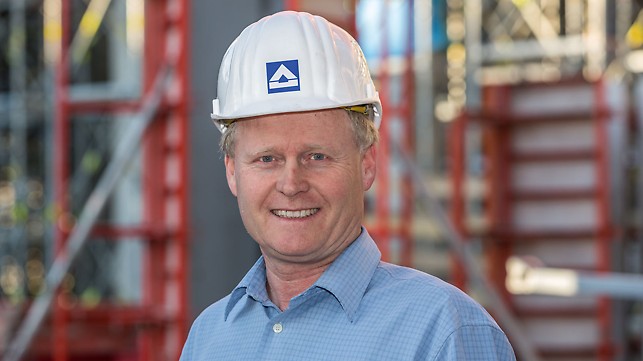 Bernd Dommack, hlavní stavbyvedoucí