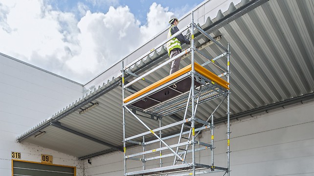 Working platforms in different heights and dimensions can be combined from the system components. These can even by moved by hand with optional castors.  