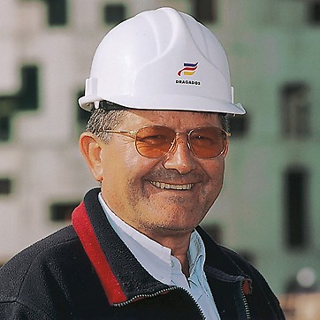 Luis Danoz, stavbyvedoucí