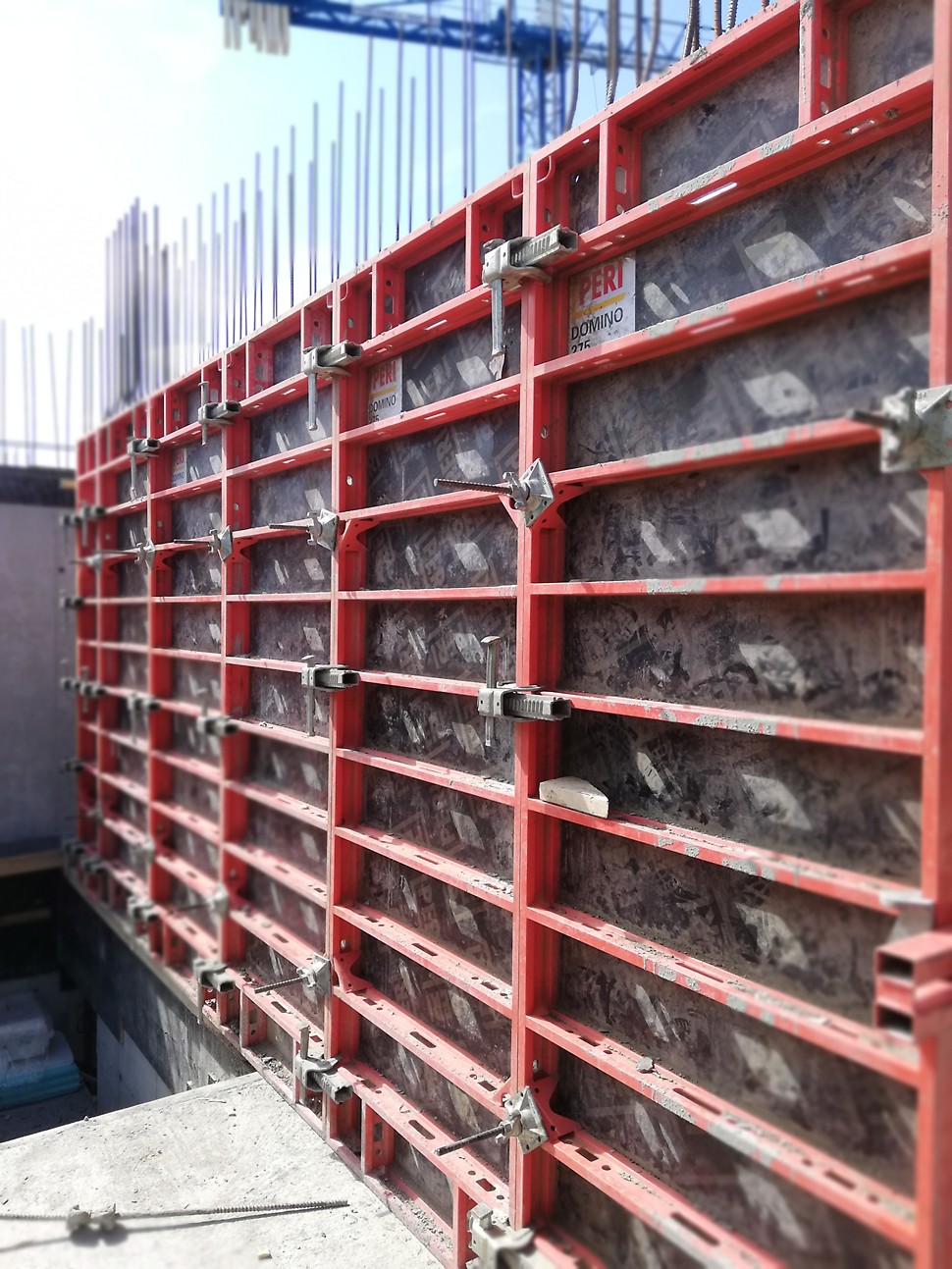 Вертикален кофраж DOMINO