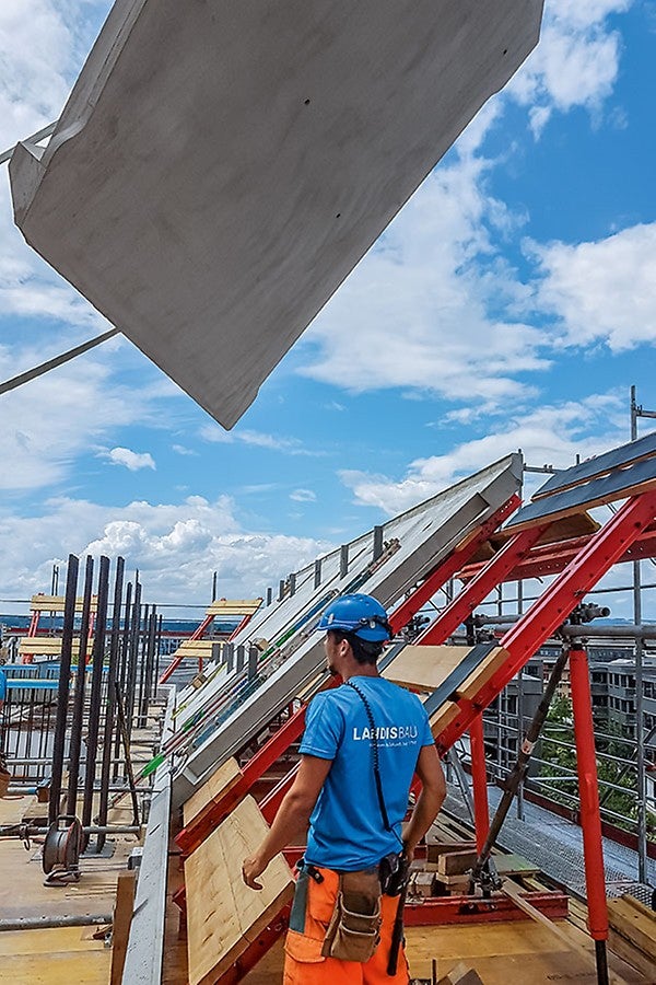 Konsool teostati monteeritavatest elementidest VARIOKIT elementide abil.<br/>(Foto: PERI GmbH)<br/>