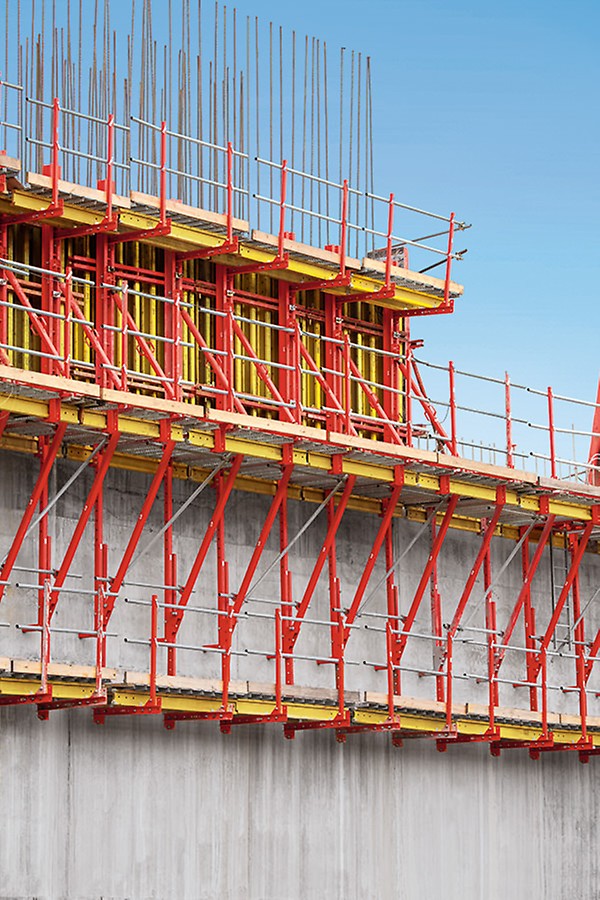 L&#039;elemento fondamentale della soluzione PERI è il nuovo sistema di ripresa SCS, semplice da utilizzare e capace di sostenere carichi elevati