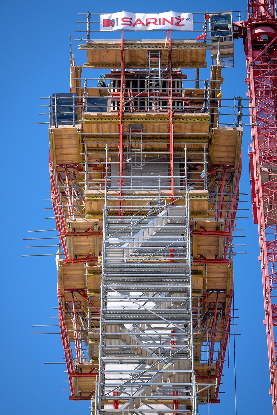 Budowa mostu przez rzekę San w Sanoku.