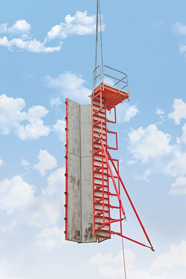 of complete units with the crane, or optionally by hand with 4 transportation wheels for heights up to 3.50 m.