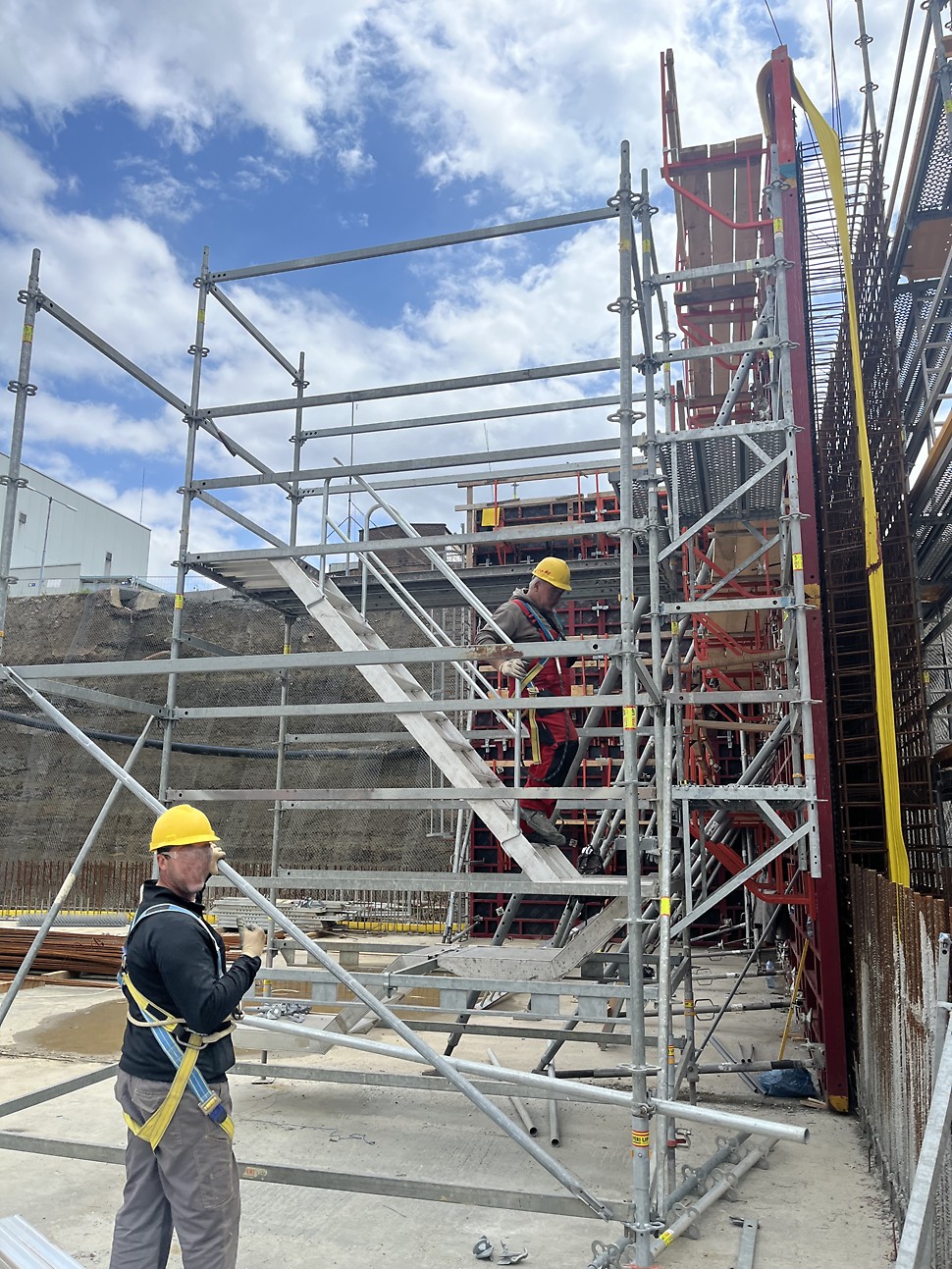 Безопасен достъп на всички нива по време на изпълнение