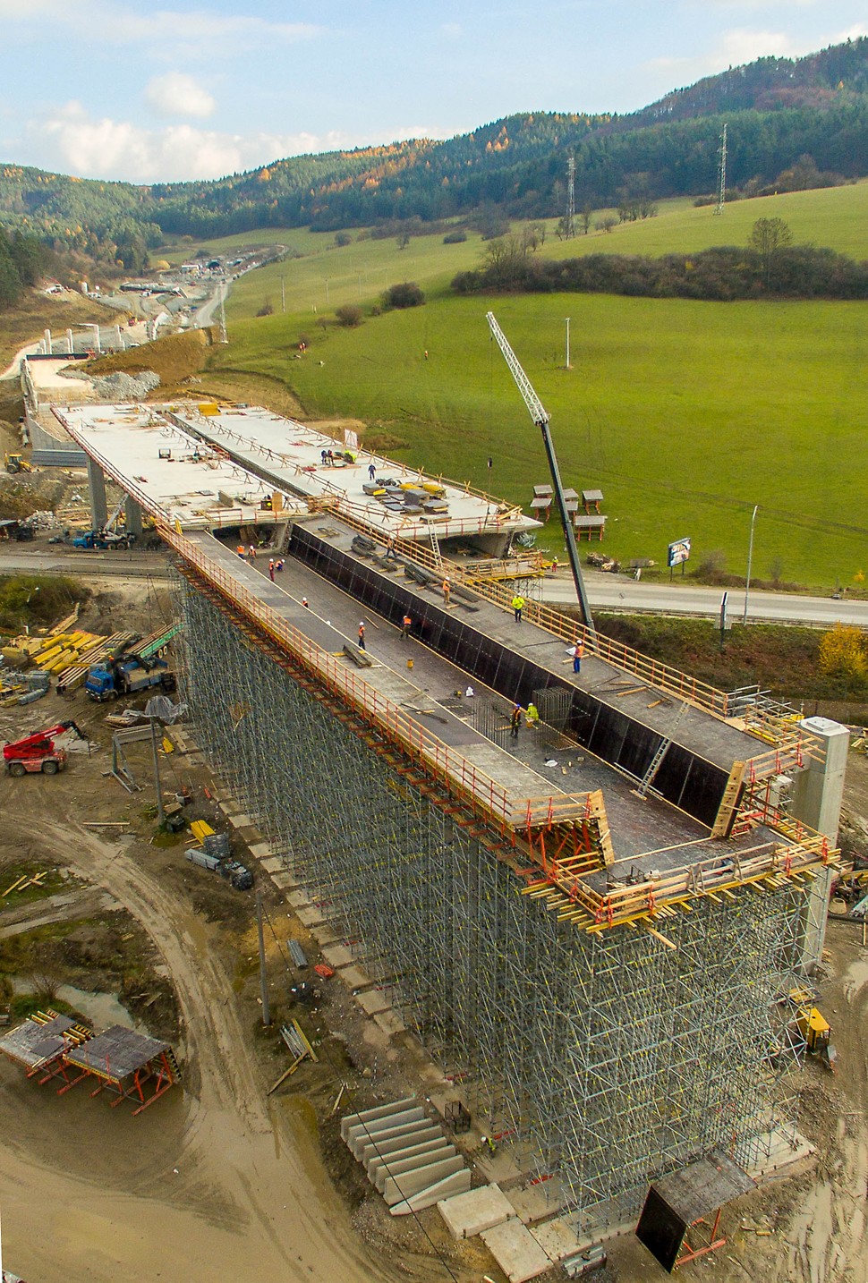 Úspešný projekt si vyžaduje kombináciu kvalitného materiálu a špičkových služieb.