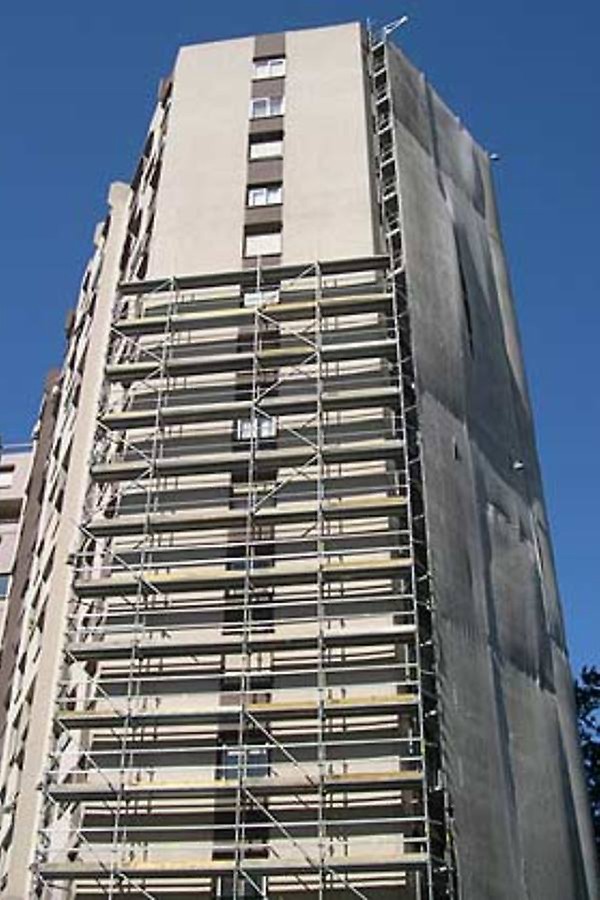 Perspectiva geral do andaime montado