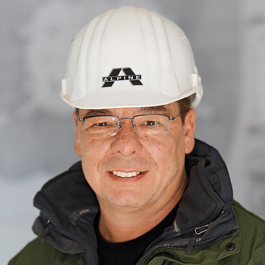 National stadium Kazimierz Górski, Peter Rozumnyj, Construction manager shell construction
