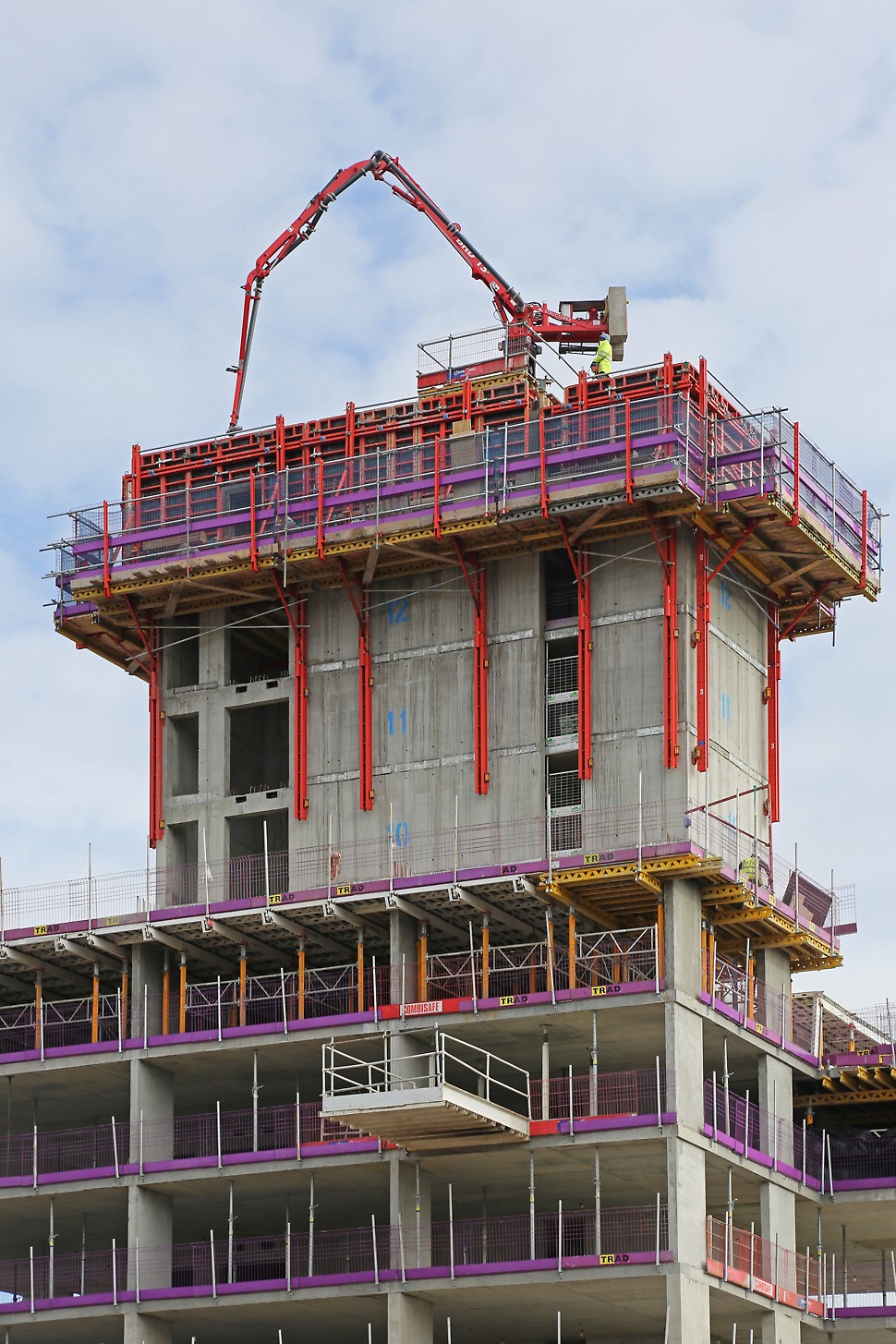 RCS solution reduced crane dependency which proved advantageous during windy weather conditions