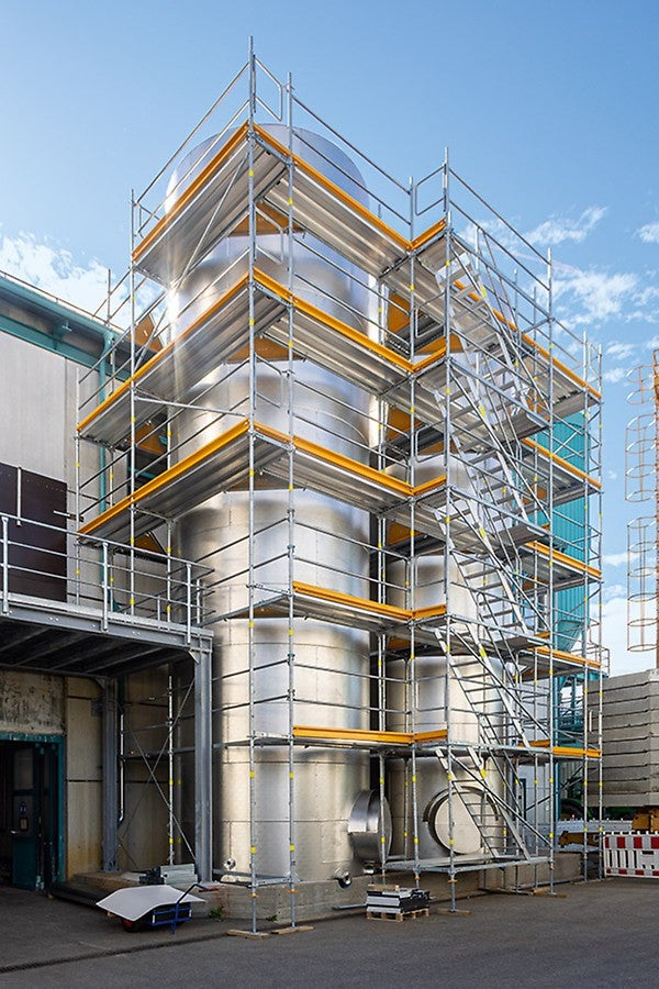 Mit 3 Monteuren war das Gerüst innerhalb nur eines Tages gestellt und sorgte von Beginn an für eine sichere Arbeitsumgebung.