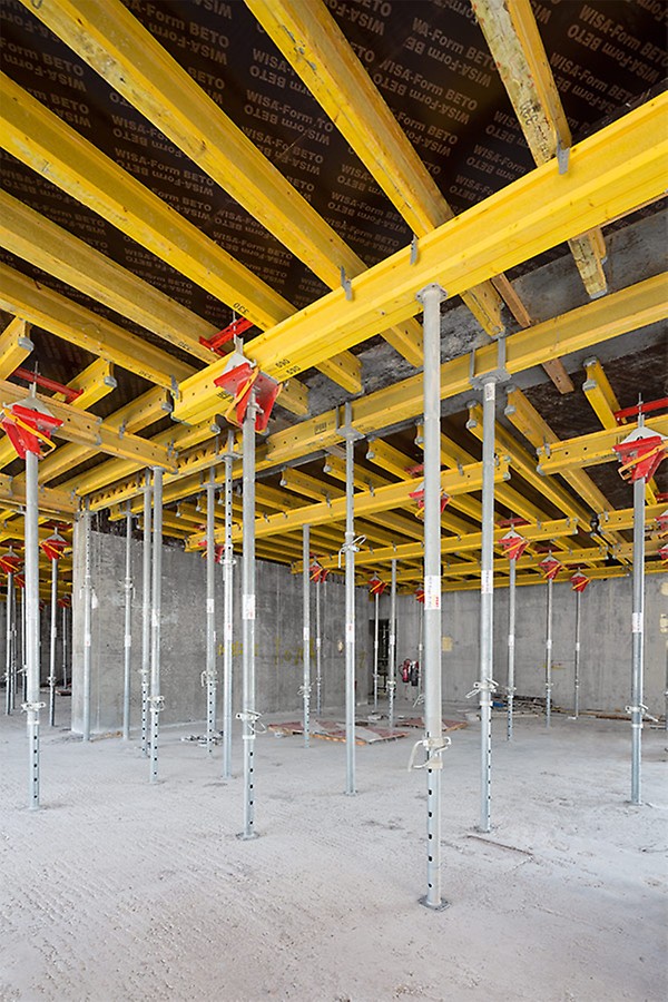 Slab tables with the integrated Table Swivel Head and PEP Ergo Slab Props are an integral part of the comprehensive PERI complete solution.