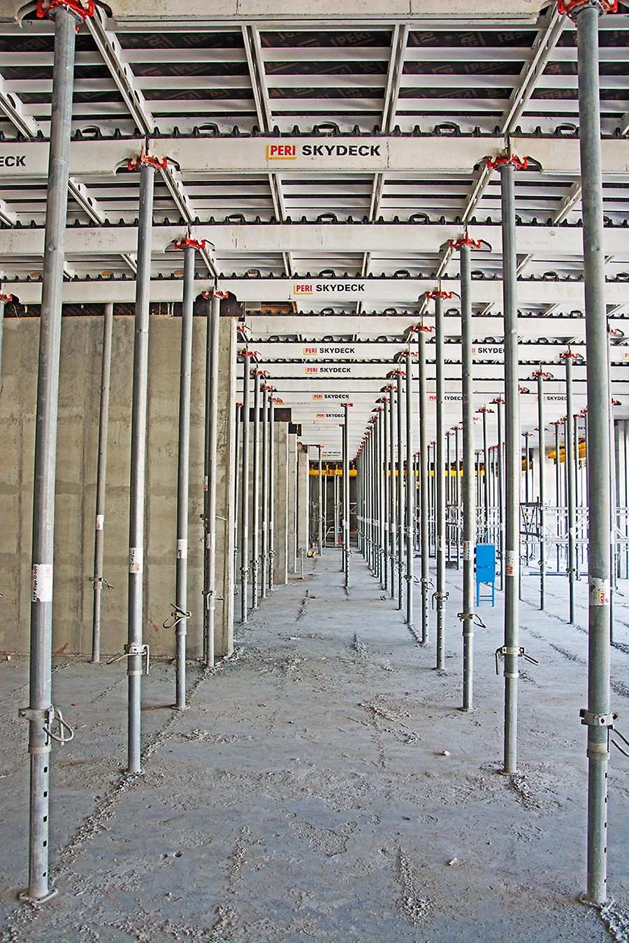 The lightweight SKYDECK slab formwork system used with PEP props in this section of the project.