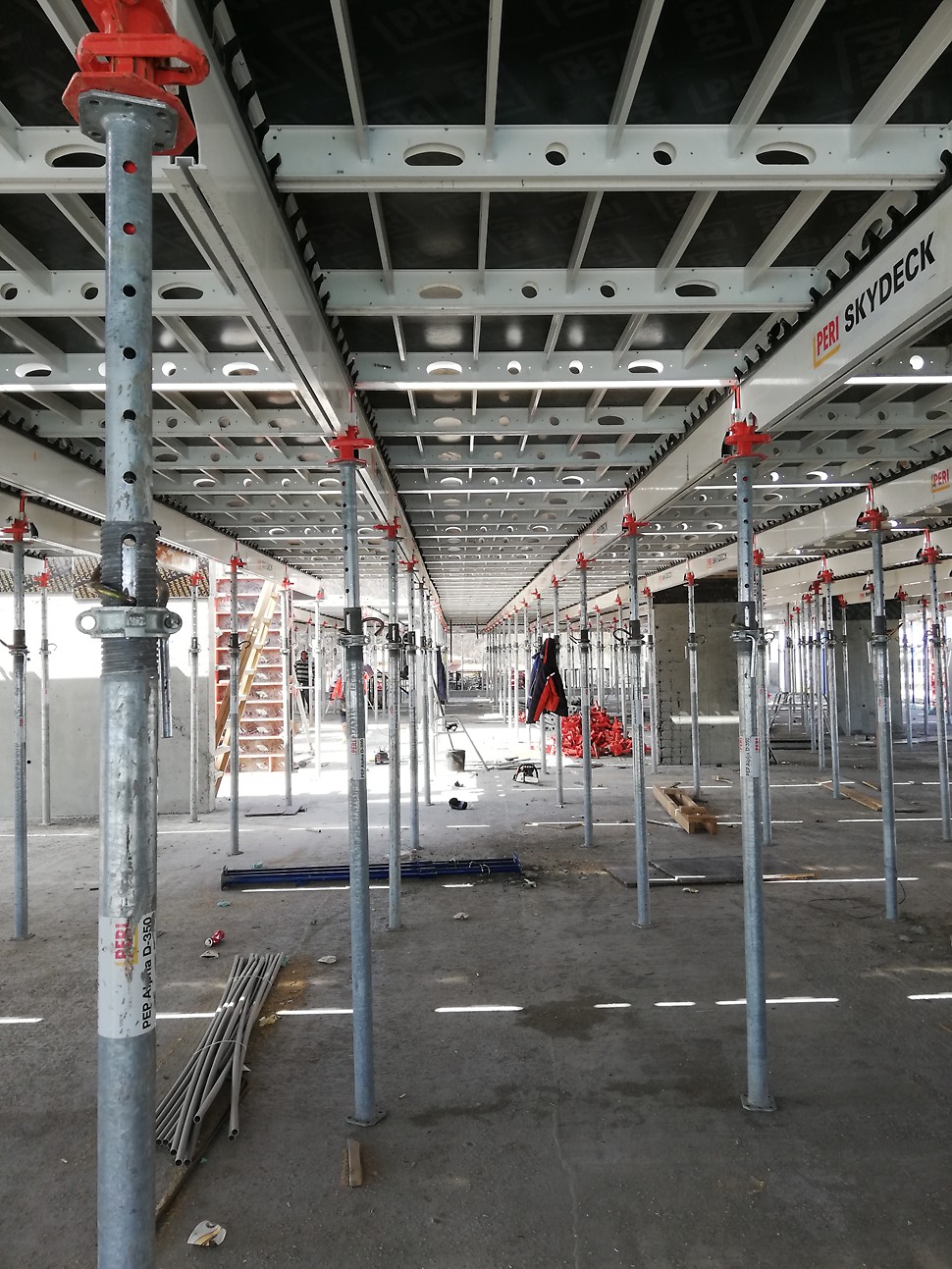 Хоризонтален панелен кофраж SKYDECK