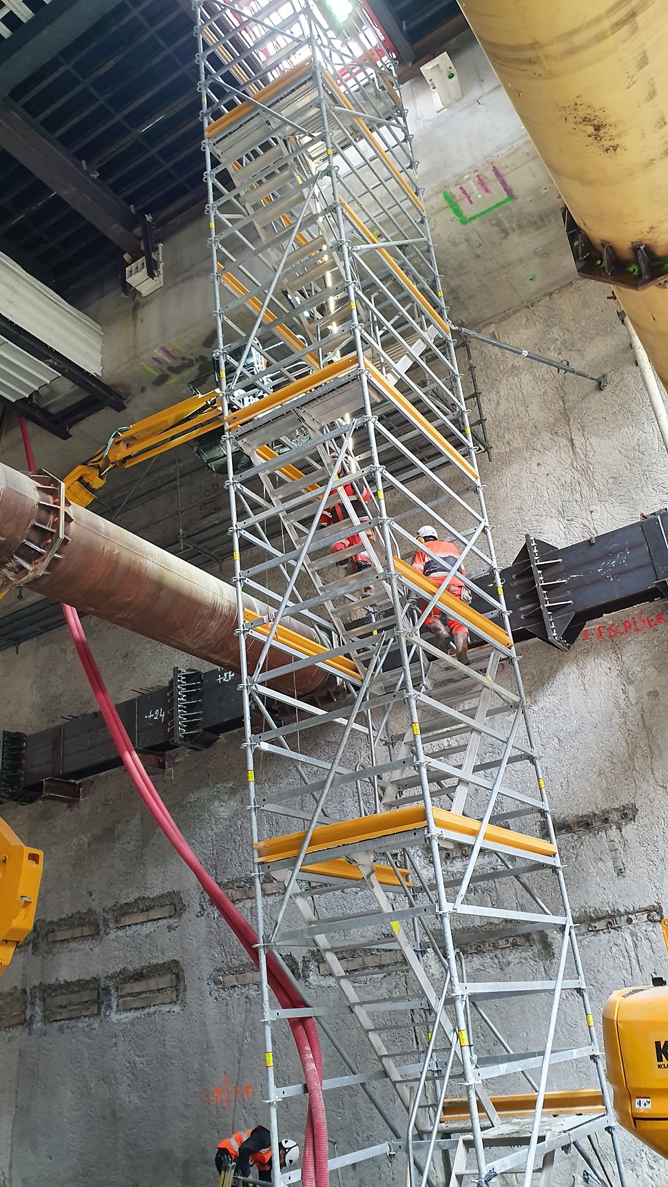 Tour d’accès au chantier PERI UP