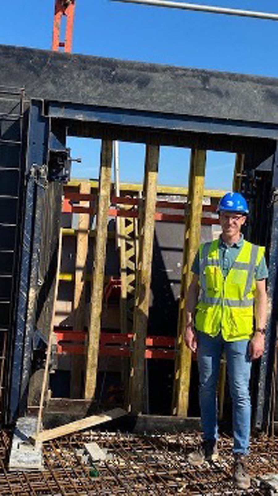 Foto: Julian van den Nieuwendijk, uitvoerder ruwbouw torens bij bouwcombinatie J.P. van Eesteren / BESIX NL