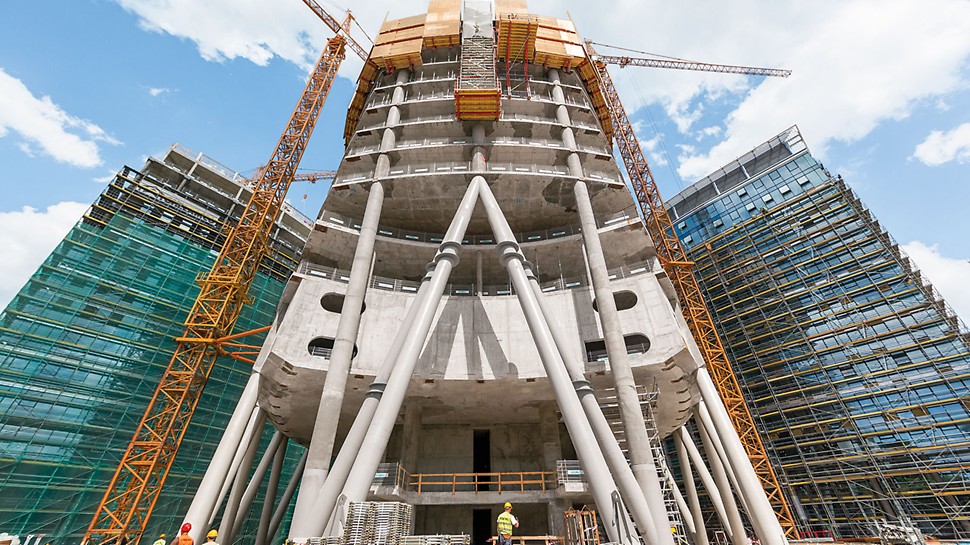 Warsaw Spire - office tower with a height of 220 m Warsaw Spire - With a height of 220 m, the new office tower of the "Warsaw Spire" building ensemble will be the tallest office building in Warsaw after completion. Two office buildings flank the tower, each 55 m high.