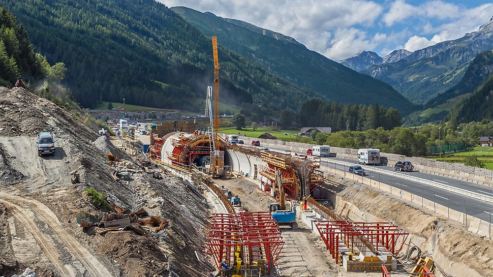 A10 高速公路隧道段 A tunnel formwork system solution based on VARIOKIT makes the Tauern motorway disappear in an enclosure structure within a short construction time for a length of 1,545 meters.