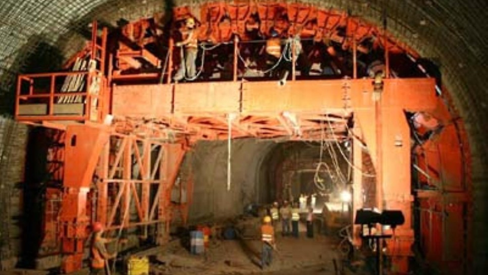 Vista transversal na 1ª betonagem