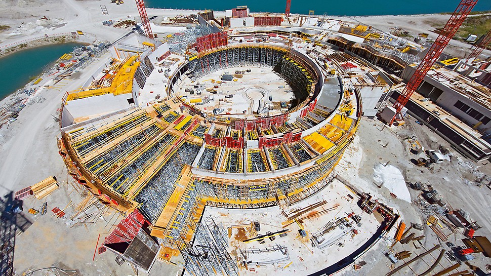 St. Martins Therme & Lodge - the concrete frame could be completely finished in only 9 months St. Martins Therme & Lodge, Frauenkirchen, Austria - With formwork and scaffolding systems perfectly matched each structural component, the concrete frame could be completely finished in only 9 months.