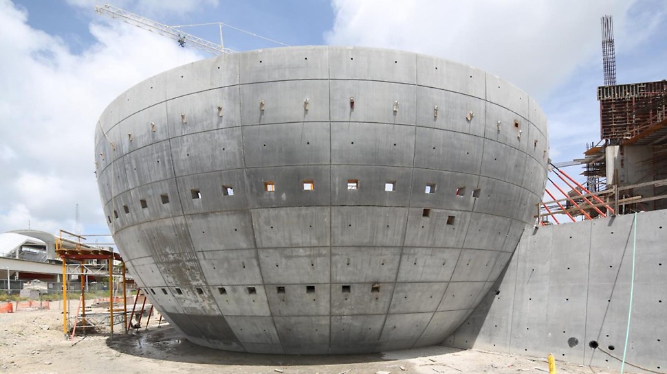The Miami Science Museum PERI was awarded as the supplier for the construction of the planetarium walls.