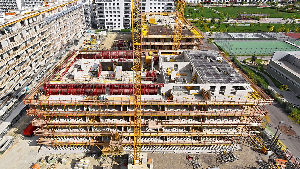 维也纳北站公寓楼 North Station Vienna - The use of efficient formwork systems for the walls and slabs ensured that the very tight completion deadline for the building shell could be met.