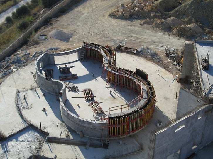 אגף חדש לגן החיות התנ&quot;כי בירושלים בו מוצגים דגים וחיות מים באקווריום ענק