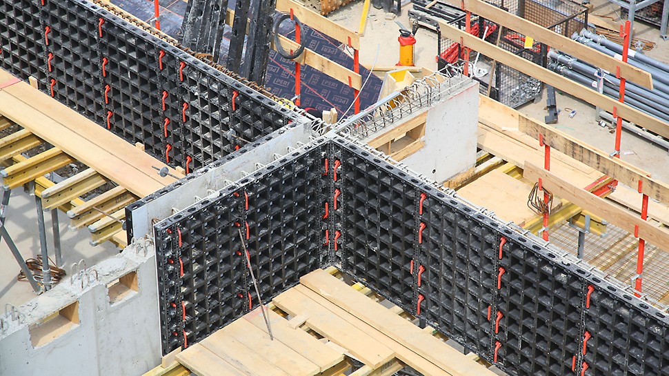 Multiflex mit DUO Wandschalung