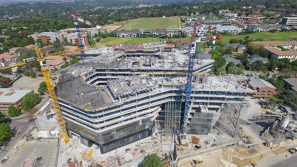 萨索尔公司行政大楼总部 The new corporate headquarters of Sasol have 10 upper floors and 7 basement floors.