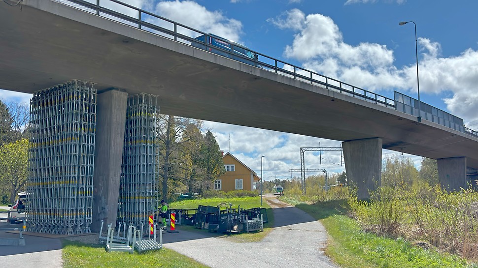 Ratapihan sillan pilarin kunnostus, Uusikaupunki PERI UP HD -tuki sopii tuentoihin, joissa kuormat ovat todella suuria.