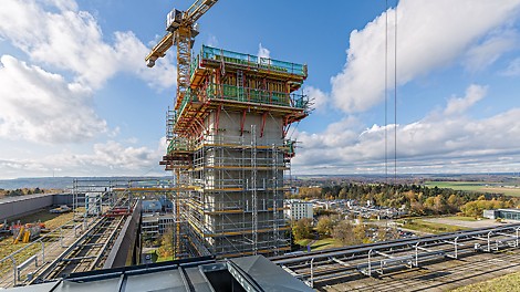 In 50 m Höhe entsteht in Ulm ein neuer Landeplatz für Rettungshubschrauber.