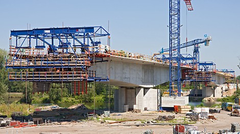 Most przez rzekę Odrę w ciągu obwodnicy<br/>miasta Kędzierzyn Koźle<br/>