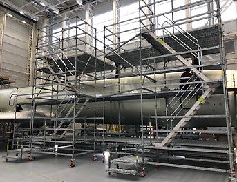 Леса для ведения ремонтных работ воздушных судов