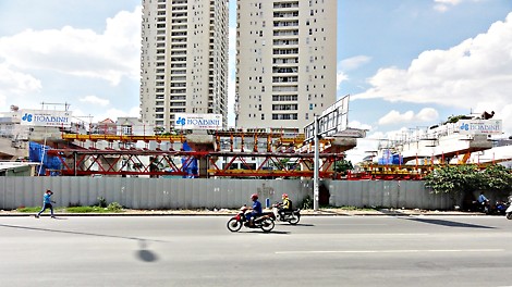 Much of the construction is being implemented adjacent to the existing highway with daily heavy traffic.