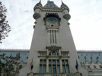 Consolidare, reabilitare și amenajare –Turn cu ceas 