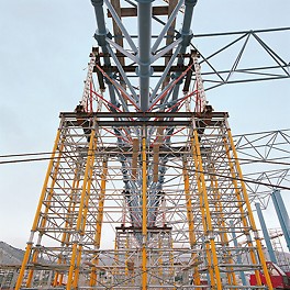 Heavy athletics stadium, Athens, Greece - HD 200 heavy-duty props combined with the MULTIPROP system formed a 21.00 m high shoring tower for load transfers of 500 kN.