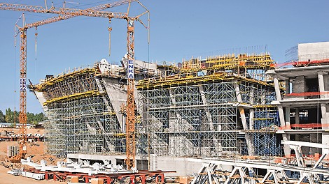 スタジアムの外側から撮影