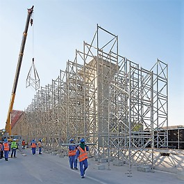 Easy and fast assembly of PERI shoring systems is a huge advantage of any construction project.