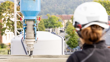 DREIHAUS, Heidelberg/Deutschland Im Vergleich zu herkömmlichen Bauweisen wird DREIHAUS 30 % schneller und 10 % kostengünstiger fertiggestellt. Diese Werte sollen mit diesem Projekt in der Praxis belegt und nach Projektabschluss entsprechende Zahlen veröffentlicht werden.<br/>(Foto: PERI 3D Construction)