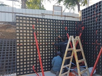 תבניות מודולריות קלות לעבודה ידנית