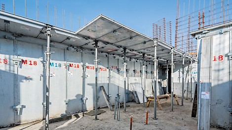 PERI UNO The drophead system allows early striking of the slab to take place. The elements are then quickly available for the next concreting cycle which reduces on-site material requirements.<br/>
