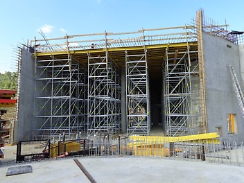 מערכת מגדלי תמיכה מסוג פרי-אפ ליציקת תקרות גבוהות