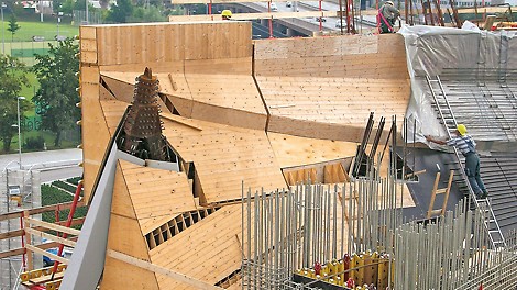 The 3D formwork units are built on VARIO basic elements. The individual components can be used for other applications after being dismantled.