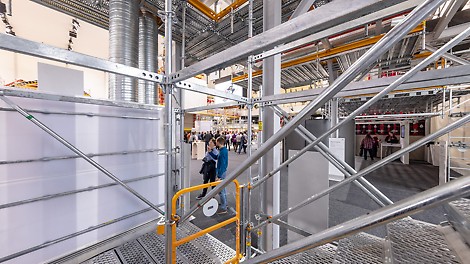 Our PERI UP Scaffolding Kit is the key to successful industrial scaffolding projects. The constant metric grid and the versatile use of core components of our PERI UP Industrial Scaffolding ensure particularly high material utilization, assembly speed and flexibility. Complex technical systems or special building geometries can be scaffolded easily.