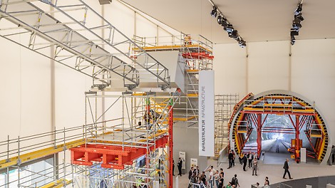 A first-class exhibit awaits visitors to this year's bauma in our PERI exhibition hall. We are presenting one of the currently most exciting infrastructure projects in Germany - the 485 m long Filstal Bridge in Mühlhausen im Täle.