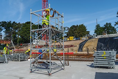 Ein systemintegrierter sicherer Aufbau ist gegeben.<br/>