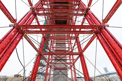 VARIOKIT system allows a cost-effective solution with PERI proprietary items