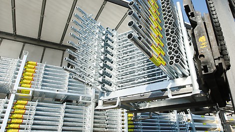 Getting everything where you need it should be easy. That is why our PERI UP solutions are designed to minimize transportation and storage costs while occupying less space.