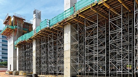 С рамами R 150 и R 110, а также благодаря выдвигающемуся шпинделю возможна бесступенчатая регулировка высоты до необходимой отметки.