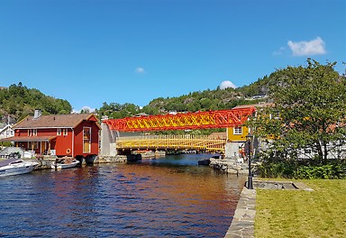 Fedeåna bru VRB fagverksbjelker GT24 trebjelker RCS klatreskinner PERI Prokit sikringsutstyr forskaling stillas engineering infrastruktur