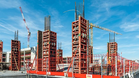 Il sistema LICO è stato utilizzato per la realizzazione dei pilastri in c.a.. Con il ridotto numero di elementi a telaio del sistema e gli elementi di congiunzione e serraggio integrati nel telaio il montaggio è stato semplificato e velocizzato. 